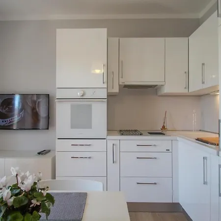 Ferienwohnung Fur 2 Personen Ca 25 Qm In Novigrad, Istrien Istrische Riviera - B61336 *