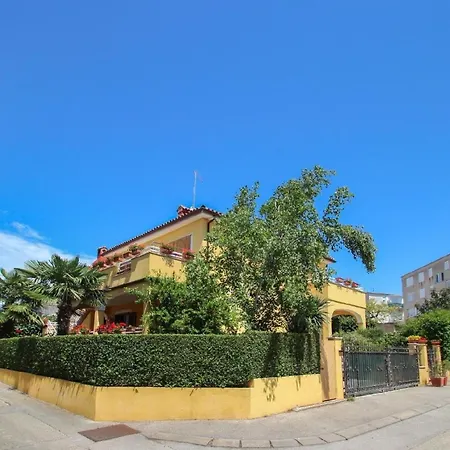 Apartment Ferienwohnung Fur 2 Personen Ca 25 Qm In Novigrad, Istrien Istrische Riviera - B61336